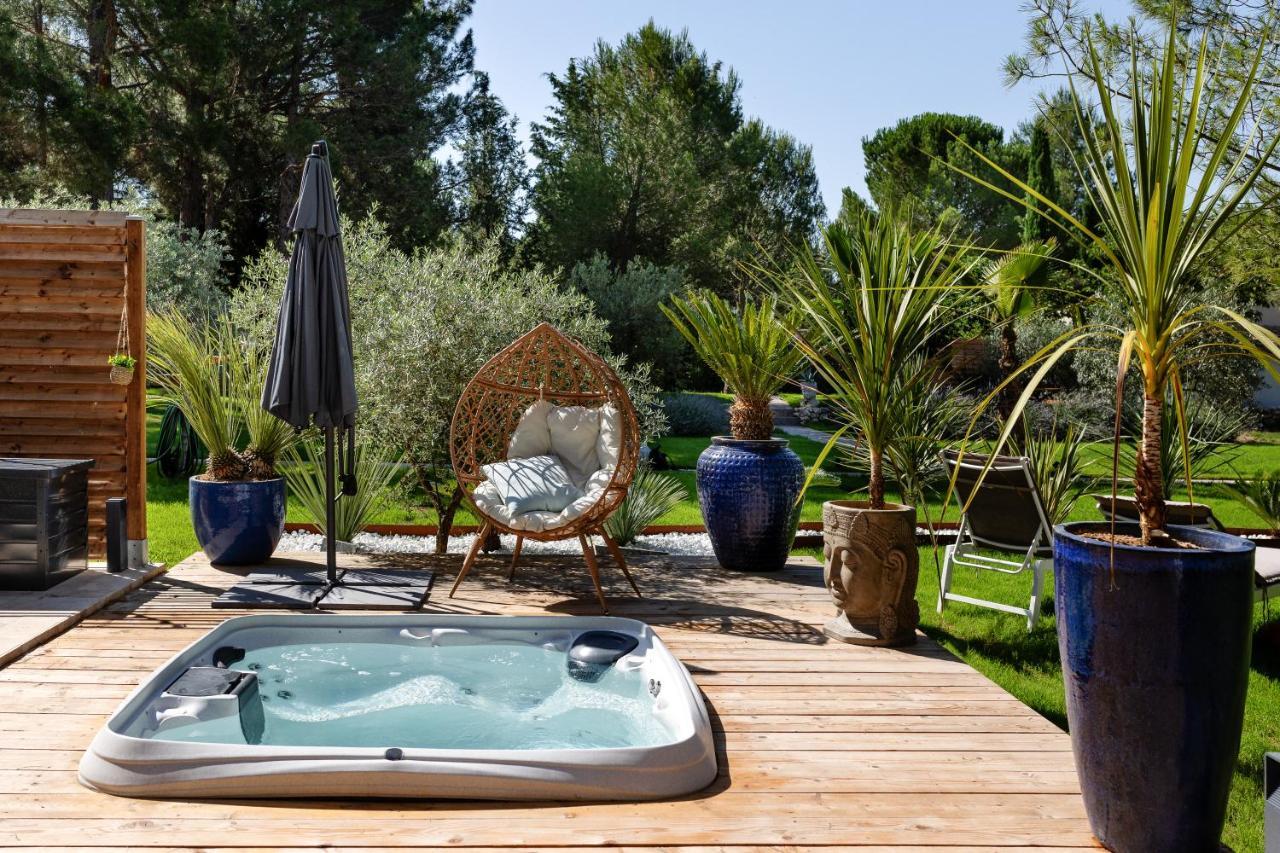 Les Lodges Taizen, Sejour Spa- Sans Enfants Saint-Cannat Esterno foto